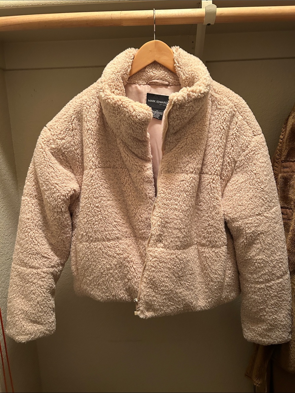 Mark Edwards Cozy Teddy Sherpa Jacket - light pink